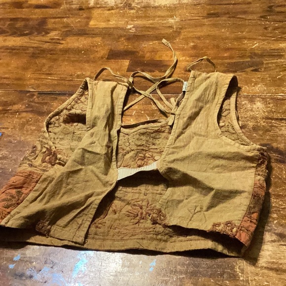 Boho crop top. Embroidered with mirrors and coloured threads. - Picture 2 of 3